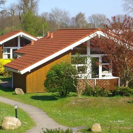 Ferienhaeuser Am Waldrand Дом отдыха *